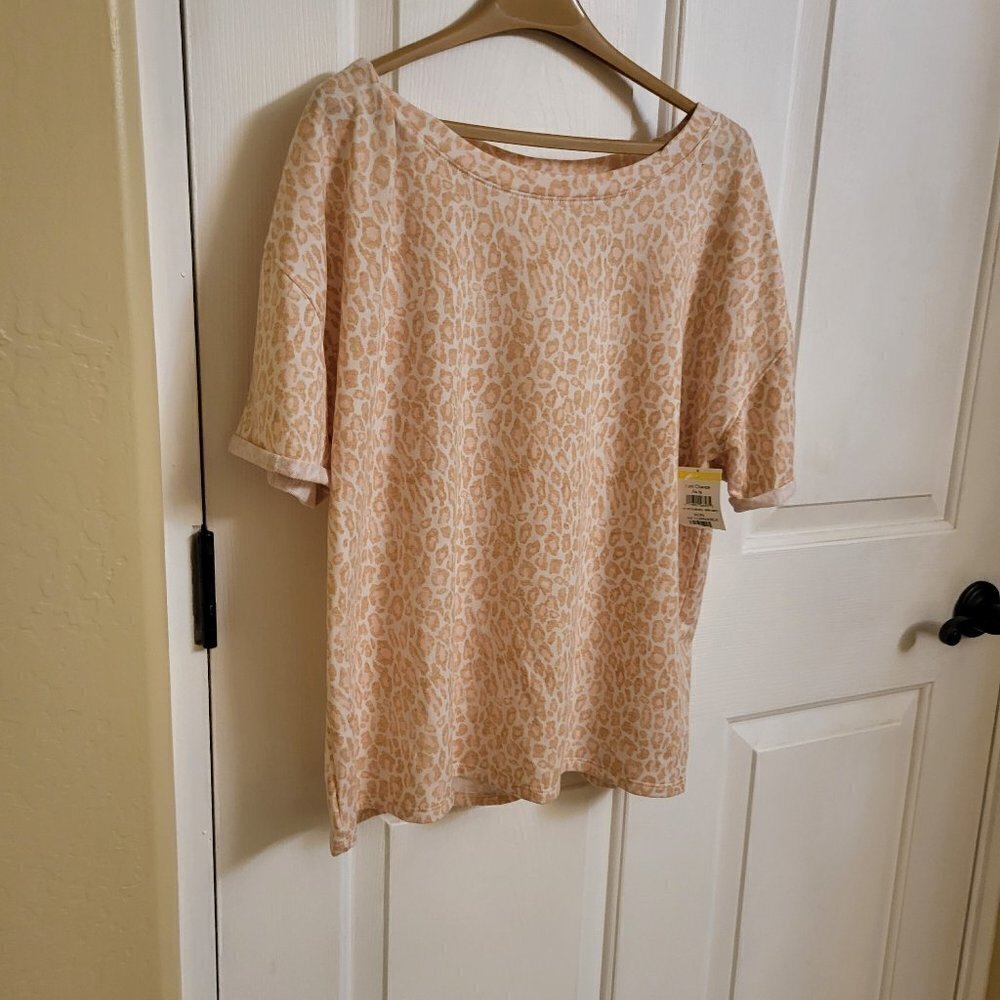 Splendid Animal Print shirt Coral and Cream Size: Small/P NWT - Picture 3 of 9
